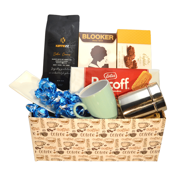 Luxe cadeaupakket met koffie, mok, schaaltje, chocolade, koekjes en snoepjes verpakt in een stijlvolle geschenkdoos
